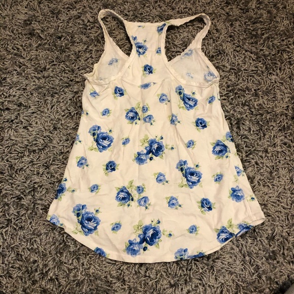 Abercrombie Tank - Picture 4 of 4